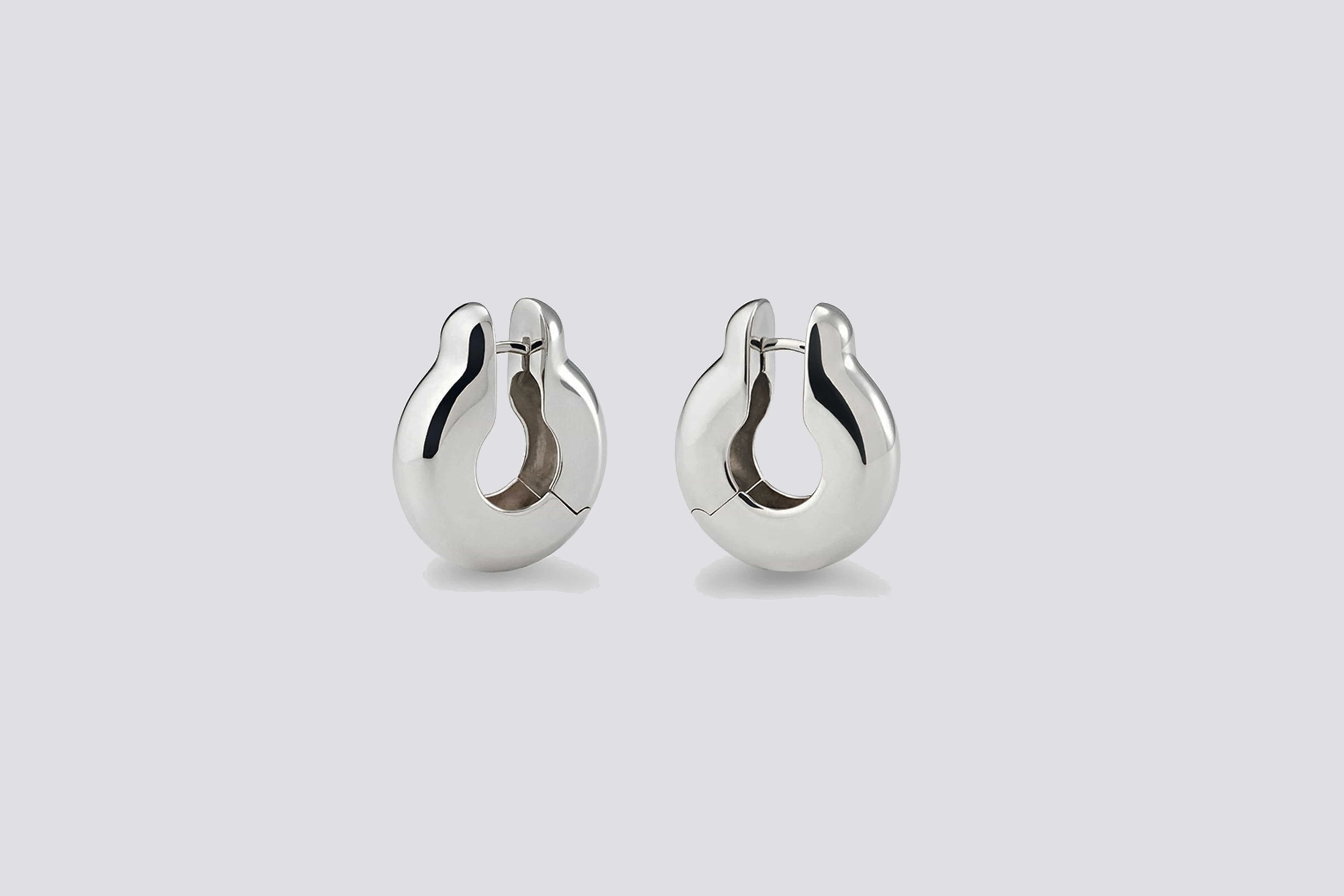 Large Ample Hinge Hoops